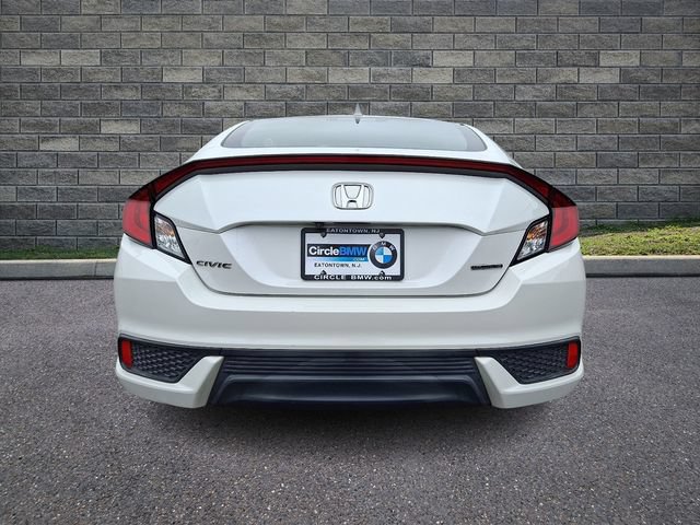Used 2019 Honda Civic Touring image 5
