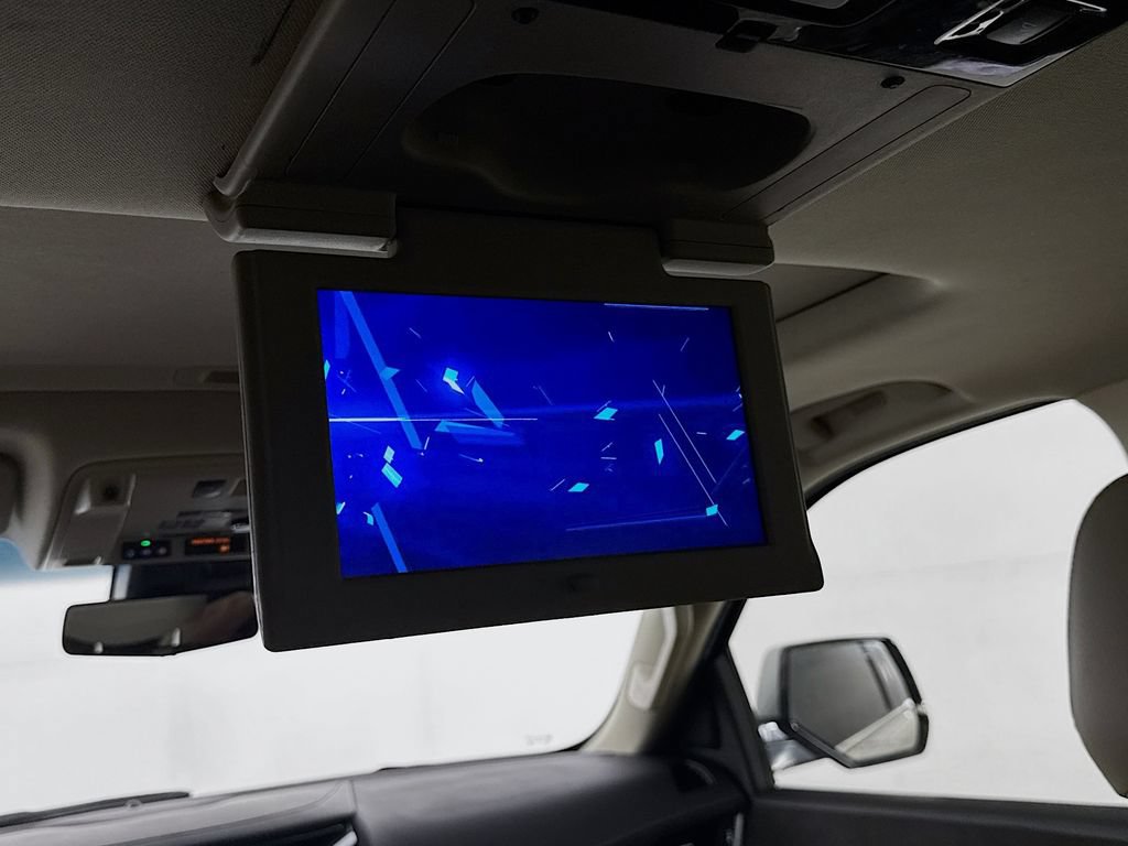 Used 2018 Cadillac Escalade Luxury RWD image 30