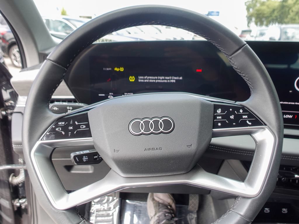 Used 2025 Audi Q6 e-tron Premium w/ Convenience Package RWD image 10