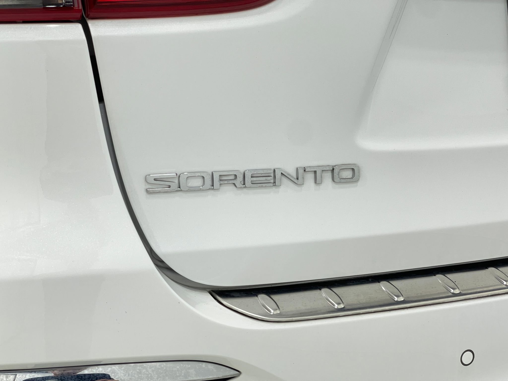 Used 2020 Kia Sorento SX image 40