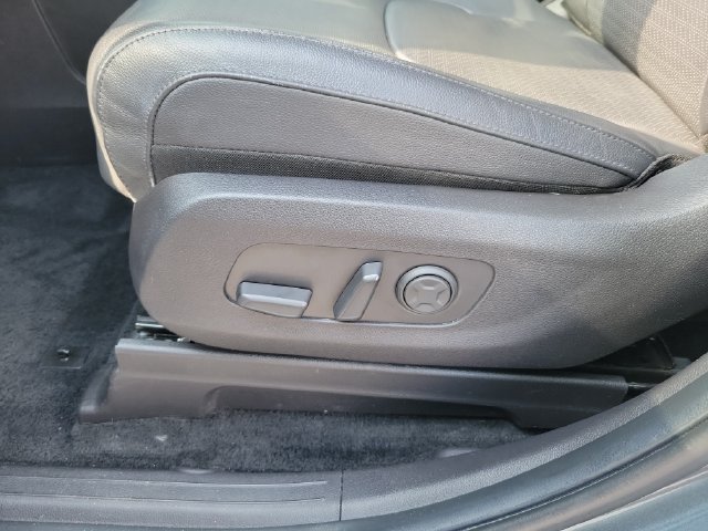Used 2024 Kia Carnival SX Prestige FWD image 15