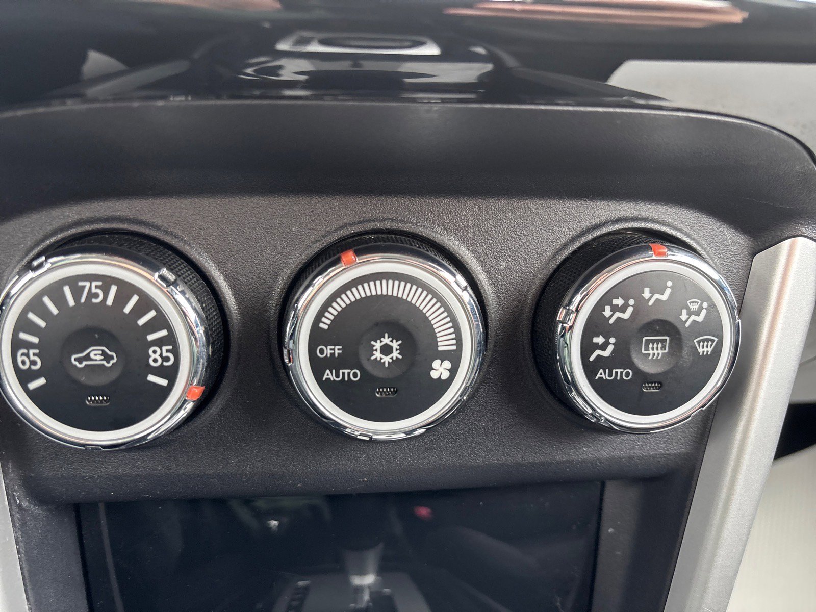 Used 2017 Mitsubishi Lancer ES image 29