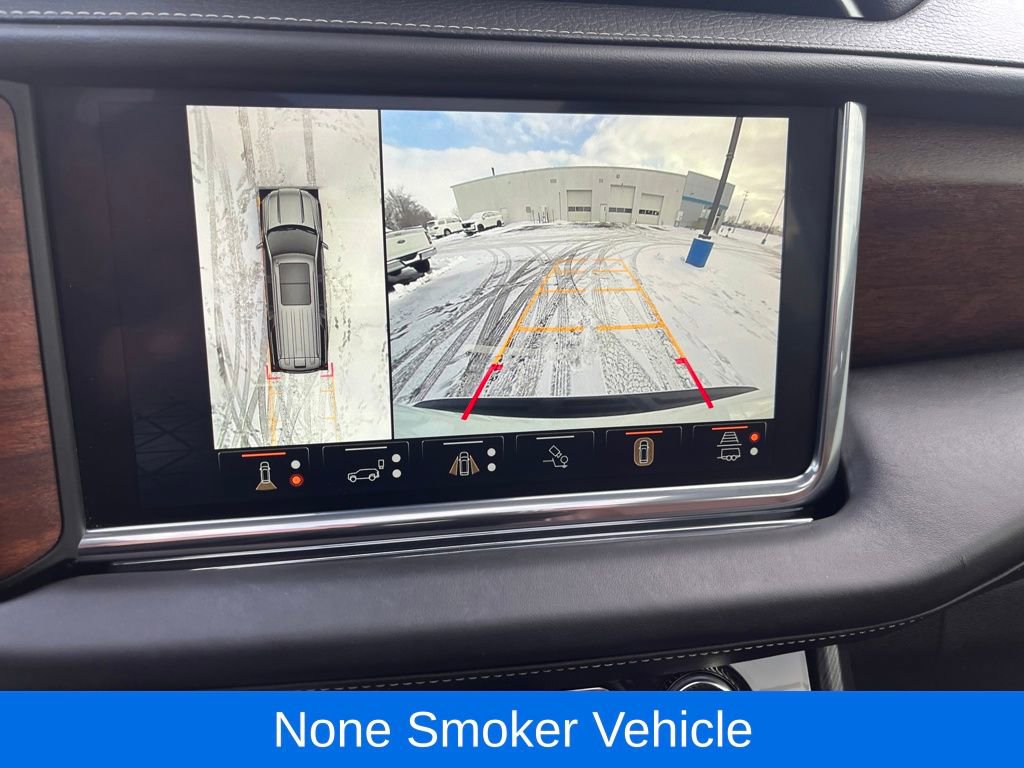 Used 2023 GMC Yukon XL Denali Ultimate image 14