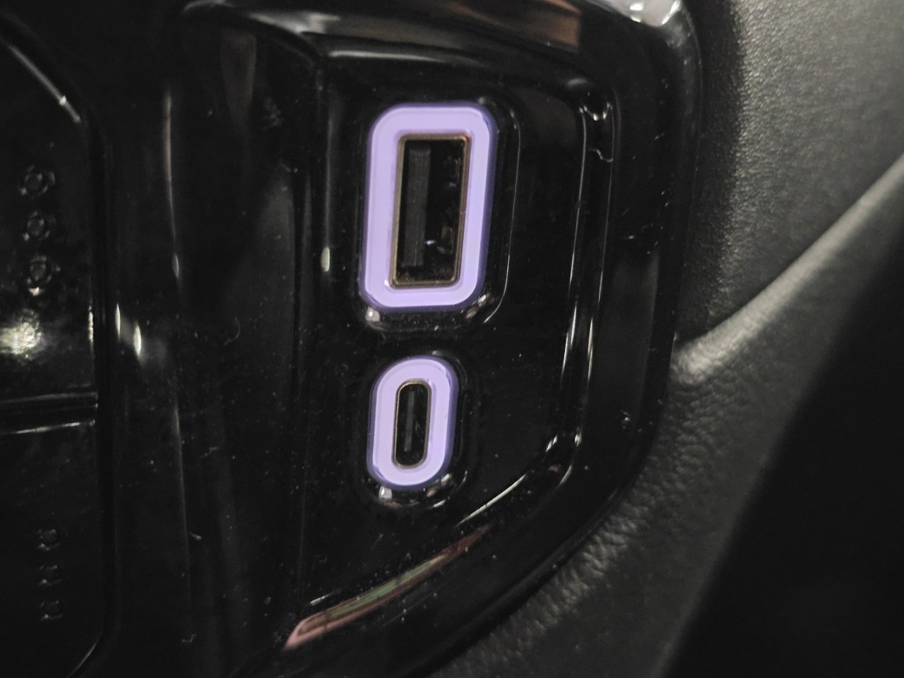 Used 2024 Chevrolet Silverado 1500 RST w/ Convenience Package II image 31