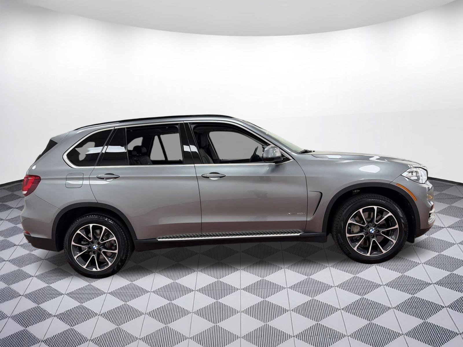 Used 2016 BMW X5 xDrive50i AWD/4WD image 8