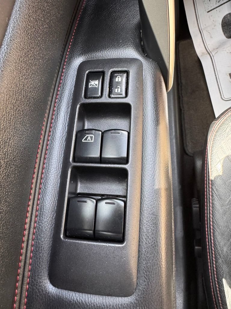 Used 2012 Nissan Rogue SL FWD image 22