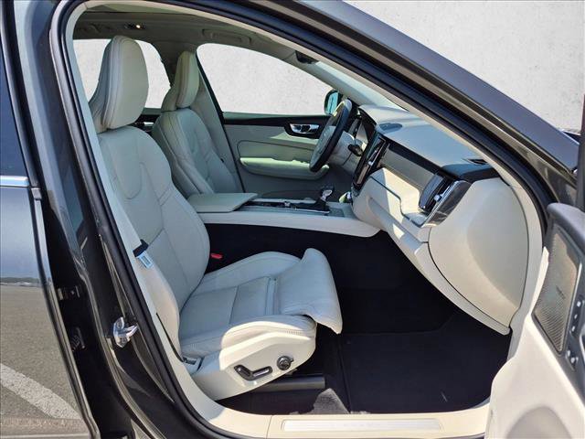 Used 2021 Volvo XC60 T5 Inscription w/ Advanced Package AWD/4WD image 21