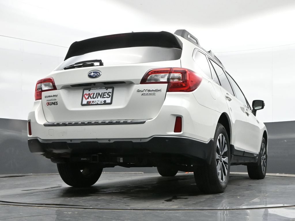 Used 2017 Subaru Outback 2.5i Limited AWD/4WD image 38