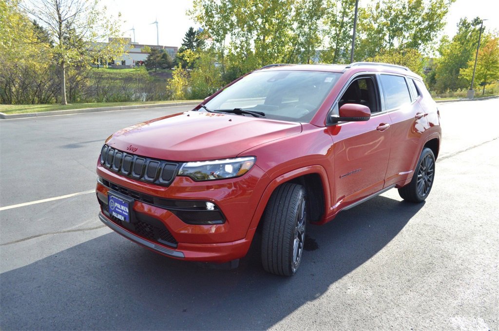 Used 2022 Jeep Compass Limited w/ (RED) Package image 10