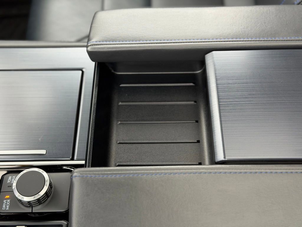 Used 2023 Toyota Tundra Platinum image 17