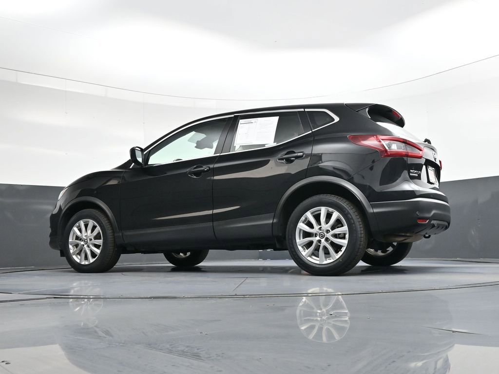Used 2021 Nissan Rogue Sport S image 37
