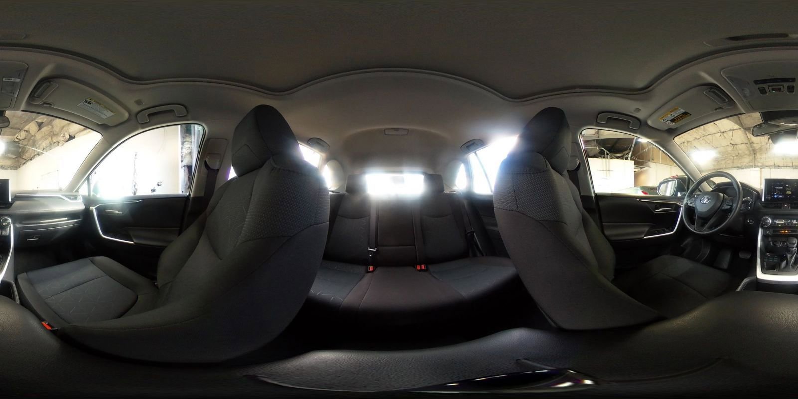 Used 2025 Toyota RAV4 XLE w/ Convenience Package image 43