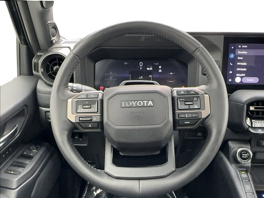 Used 2024 Toyota Land Cruiser image 39