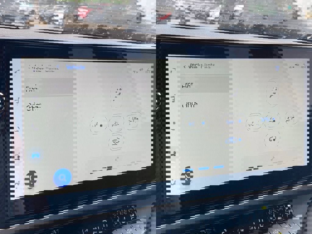 Used 2025 Toyota Camry XSE w/ Premium Plus Package image 22