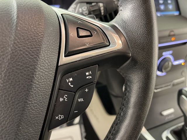 Used 2015 Ford Edge Titanium image 21