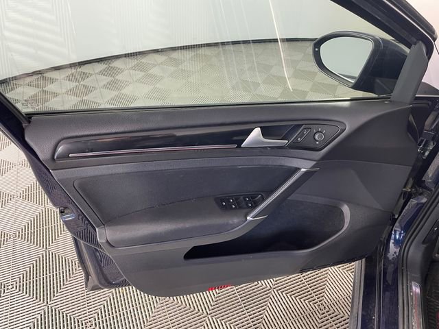 Used 2015 Volkswagen GTI S FWD image 10