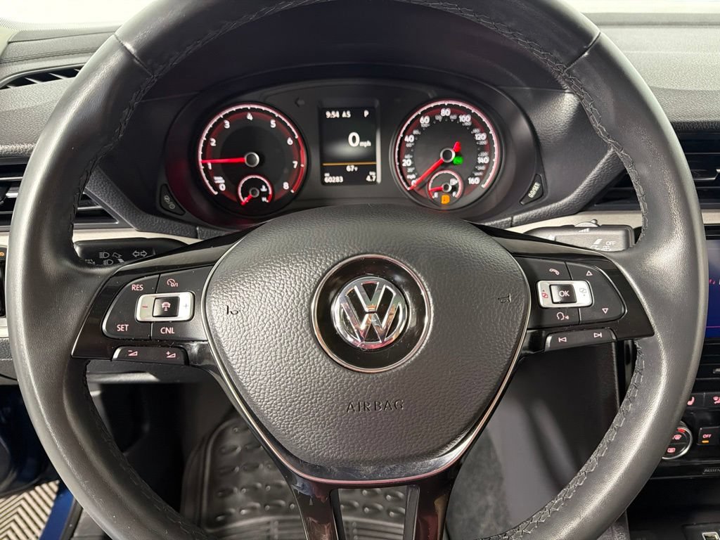 Certified 2022 Volkswagen Passat 2.0T SE FWD image 14