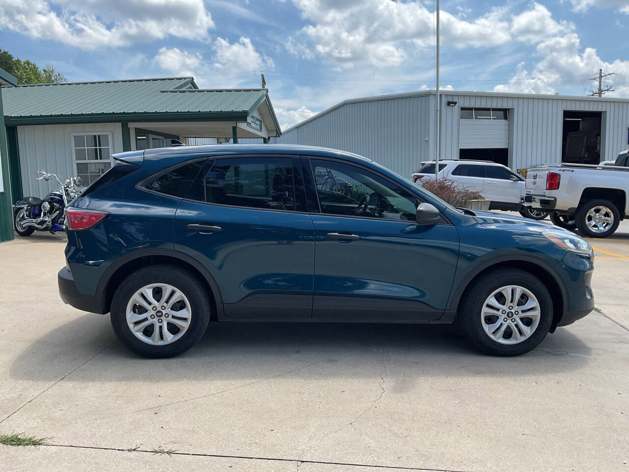 Used 2020 Ford Escape S image 2