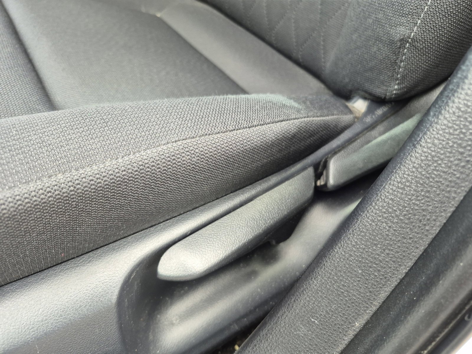 Certified 2024 Toyota Corolla LE image 15