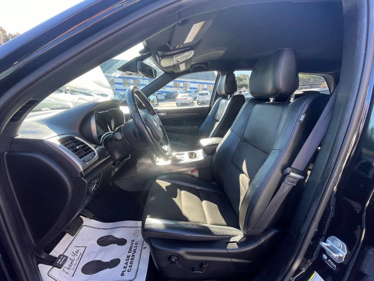 Used 2021 Jeep Grand Cherokee Laredo X image 9