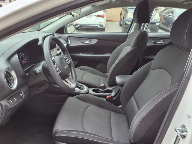 Used 2024 Kia Forte LXS w/ LXS Technology Package FWD image 16