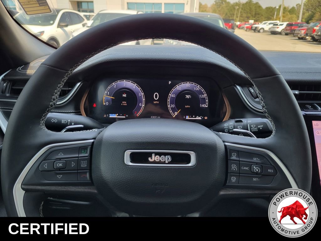 Used 2024 Jeep Grand Cherokee Limited image 34