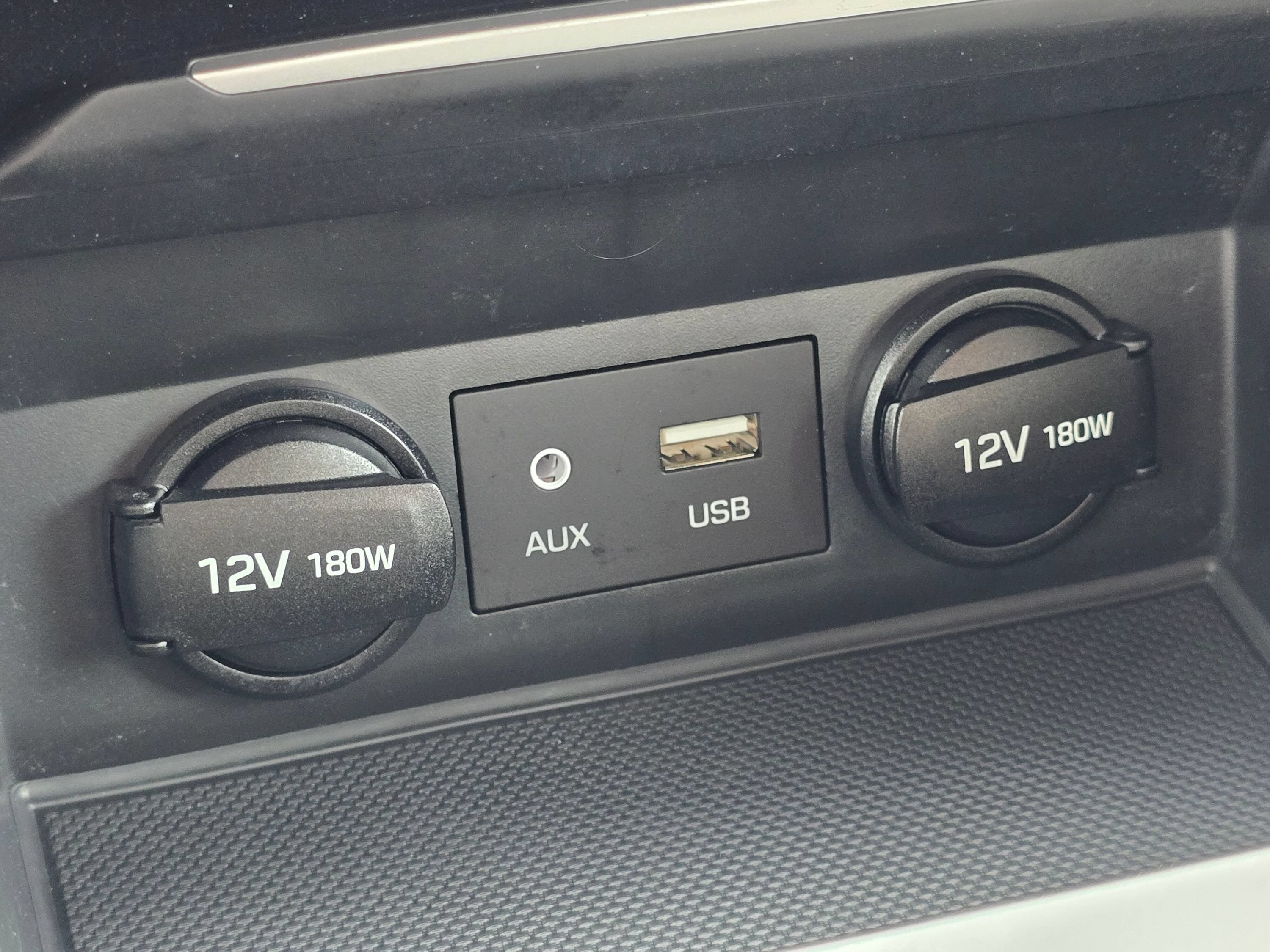 Used 2018 Hyundai Elantra Value Edition FWD image 42