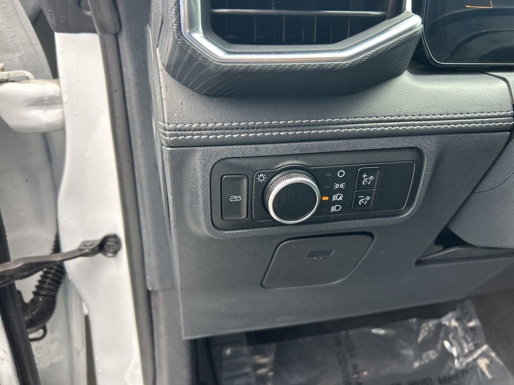 Used 2024 Ford Mustang Premium image 30