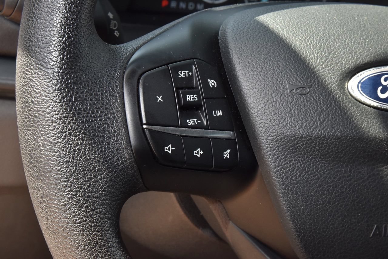 Certified 2025 Ford Transit 350 XLT RWD image 23