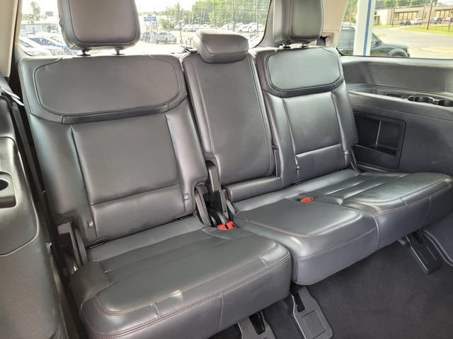 Used 2025 Ford Expedition Active RWD image 15