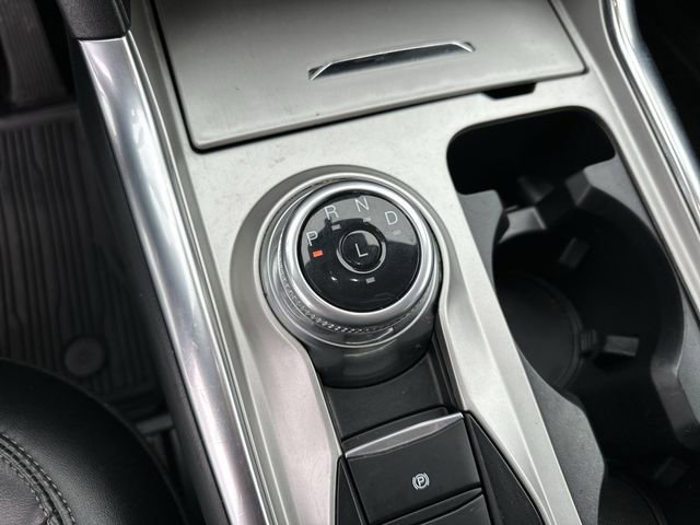 Used 2023 Ford Explorer XLT w/ Equipment Group 202A image 21