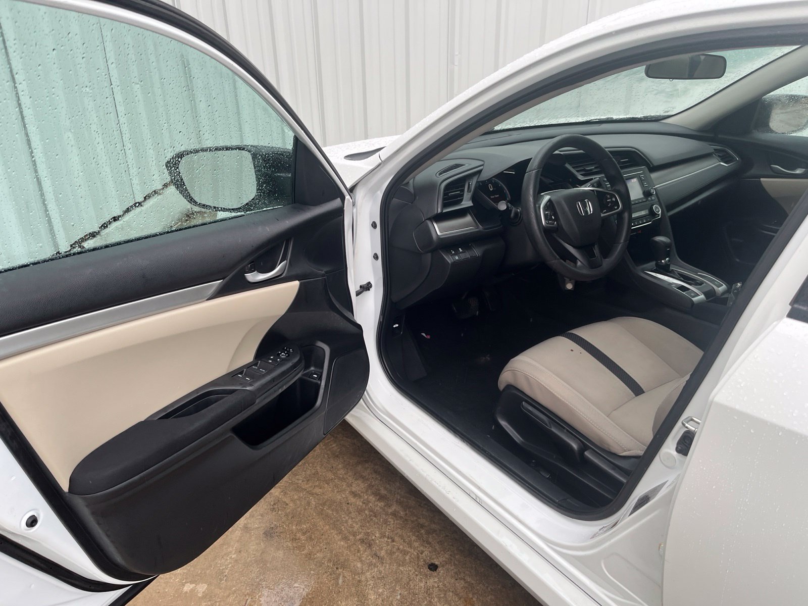 Used 2020 Honda Civic LX image 10
