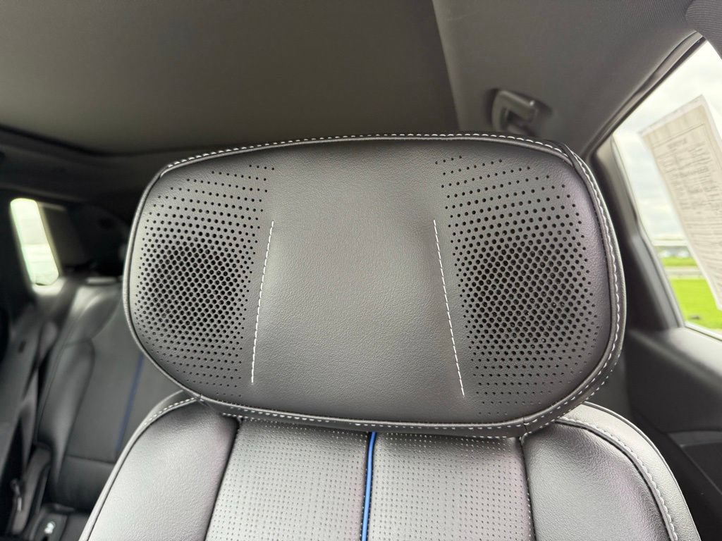 Certified 2025 Cadillac Lyriq Luxury w/ LPO, Floor Liner Package AWD/4WD image 29