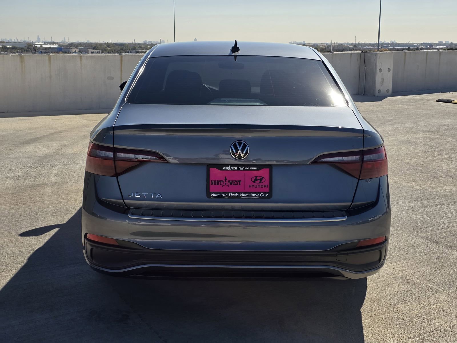 Used 2024 Volkswagen Jetta Sport image 7