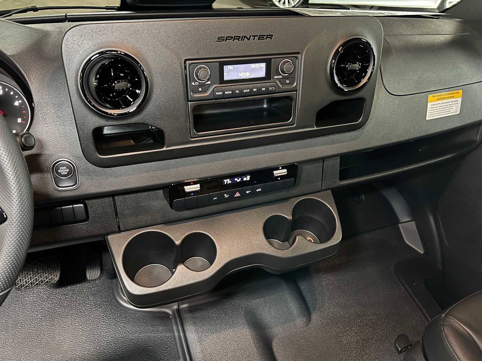 Used 2025 Mercedes-Benz Sprinter 2500 image 30