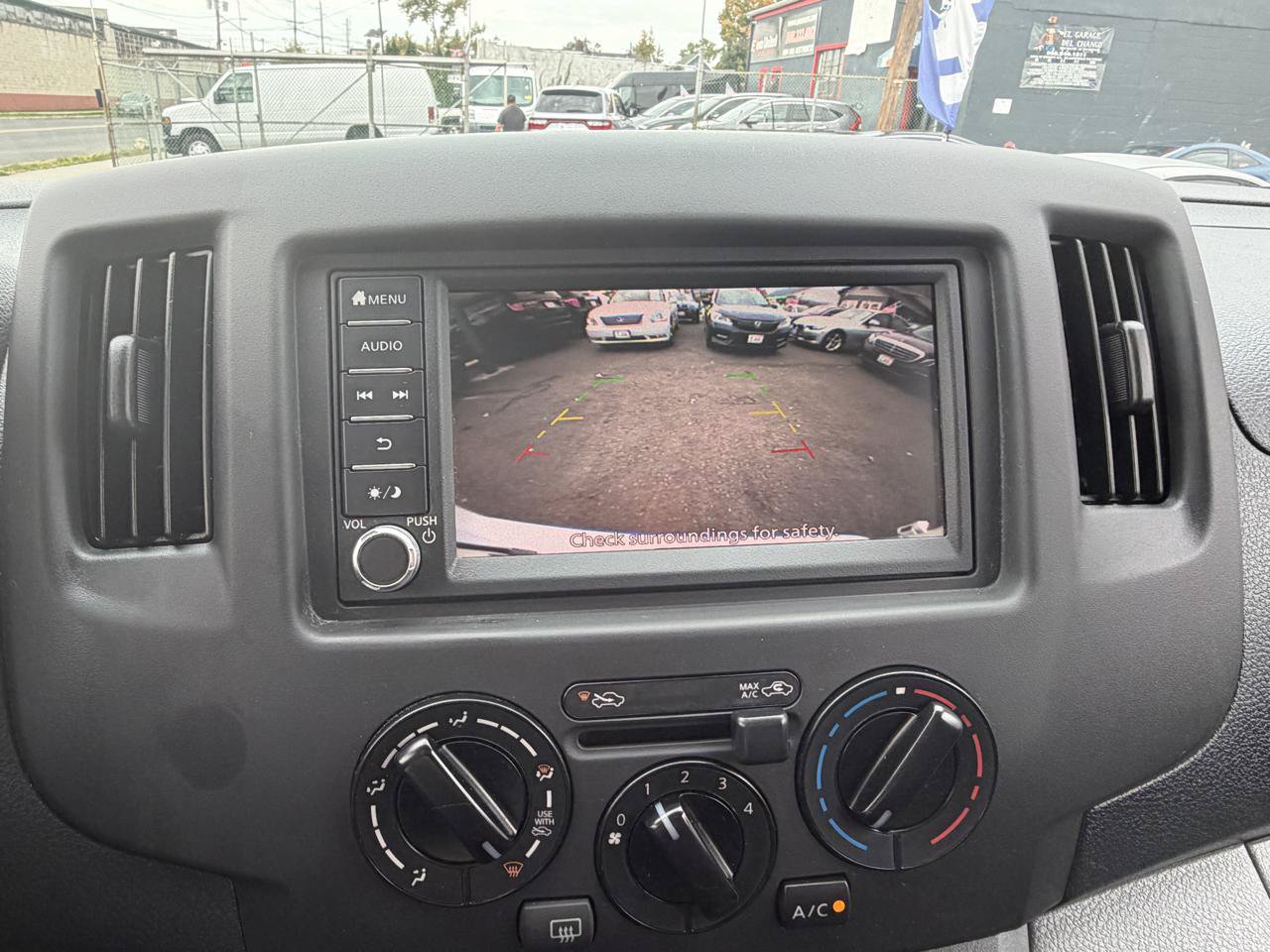 Used 2020 Nissan NV200 SV w/ Sliding Glass Door Package FWD image 28
