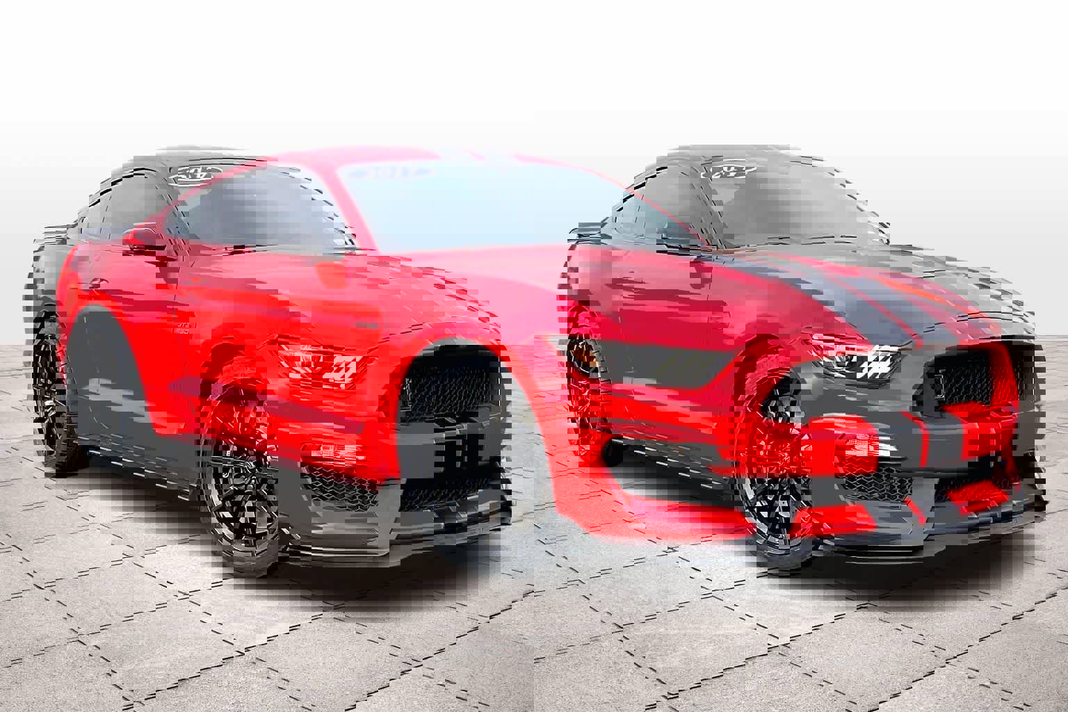 Used 2017 Ford Mustang Shelby GT350 image 2