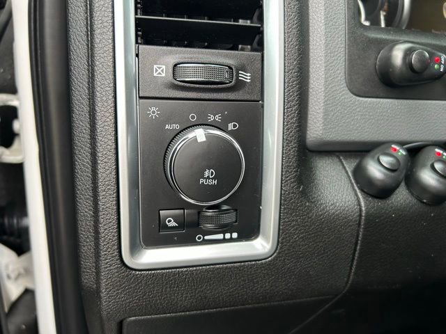 Used 2019 RAM 1500 Big Horn image 30