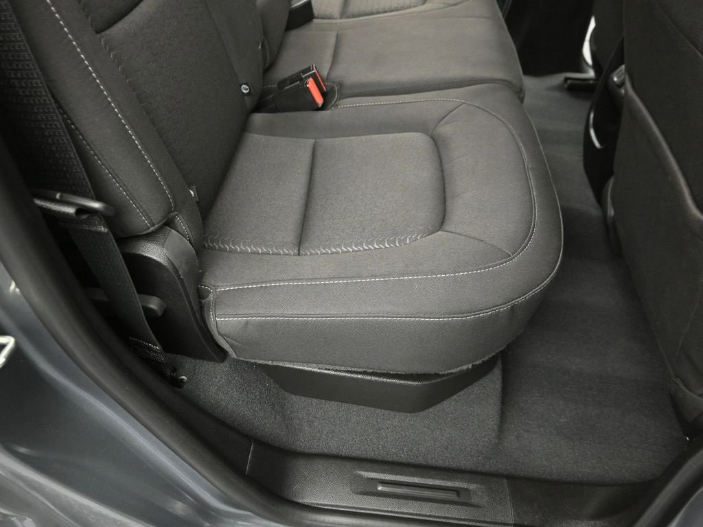 Used 2020 GMC Canyon SLE w/ Driver Alert Package image 25