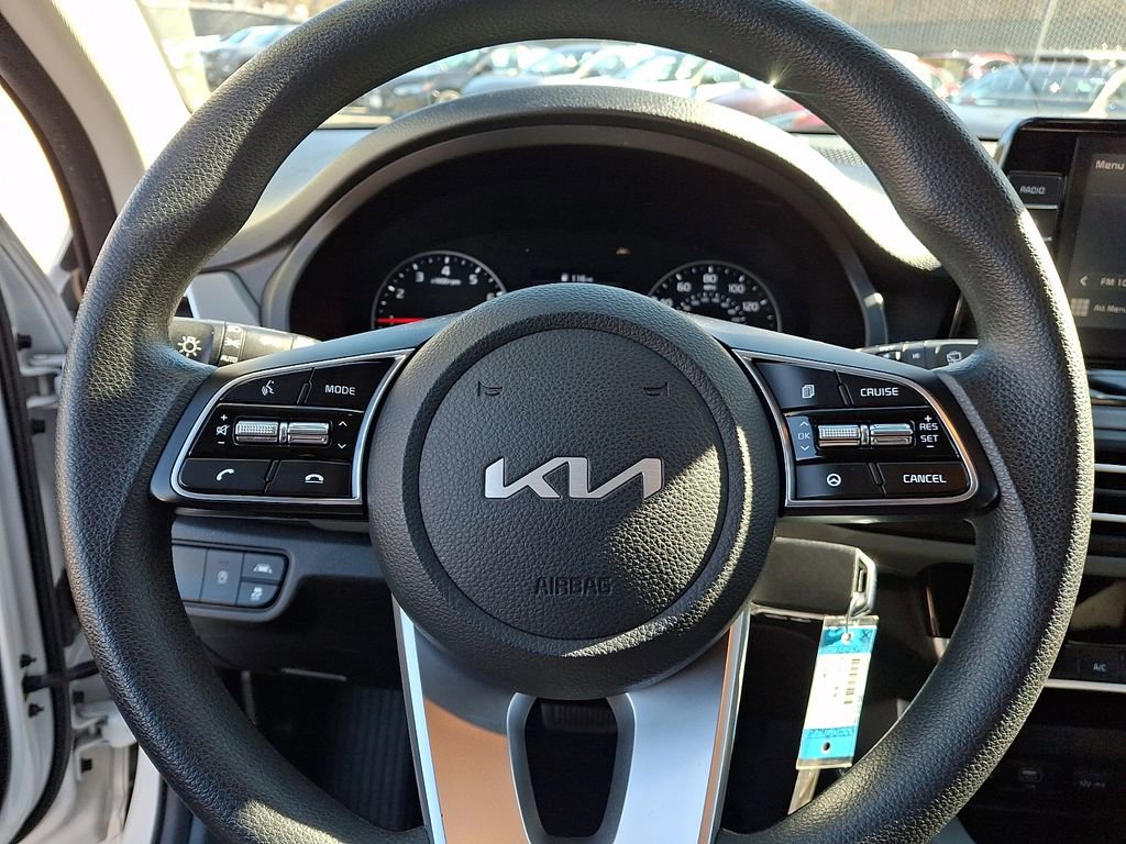 Used 2023 Kia Seltos LX image 19