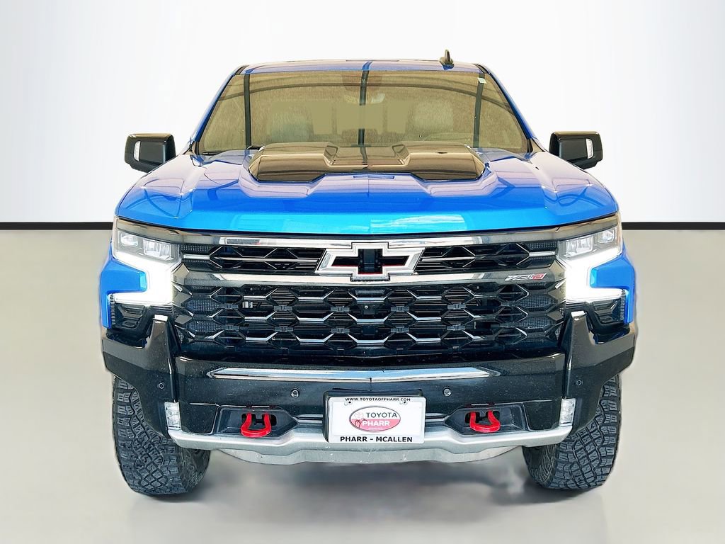 Used 2025 Chevrolet Silverado 1500 ZR2 w/ Technology Package AWD/4WD image 2
