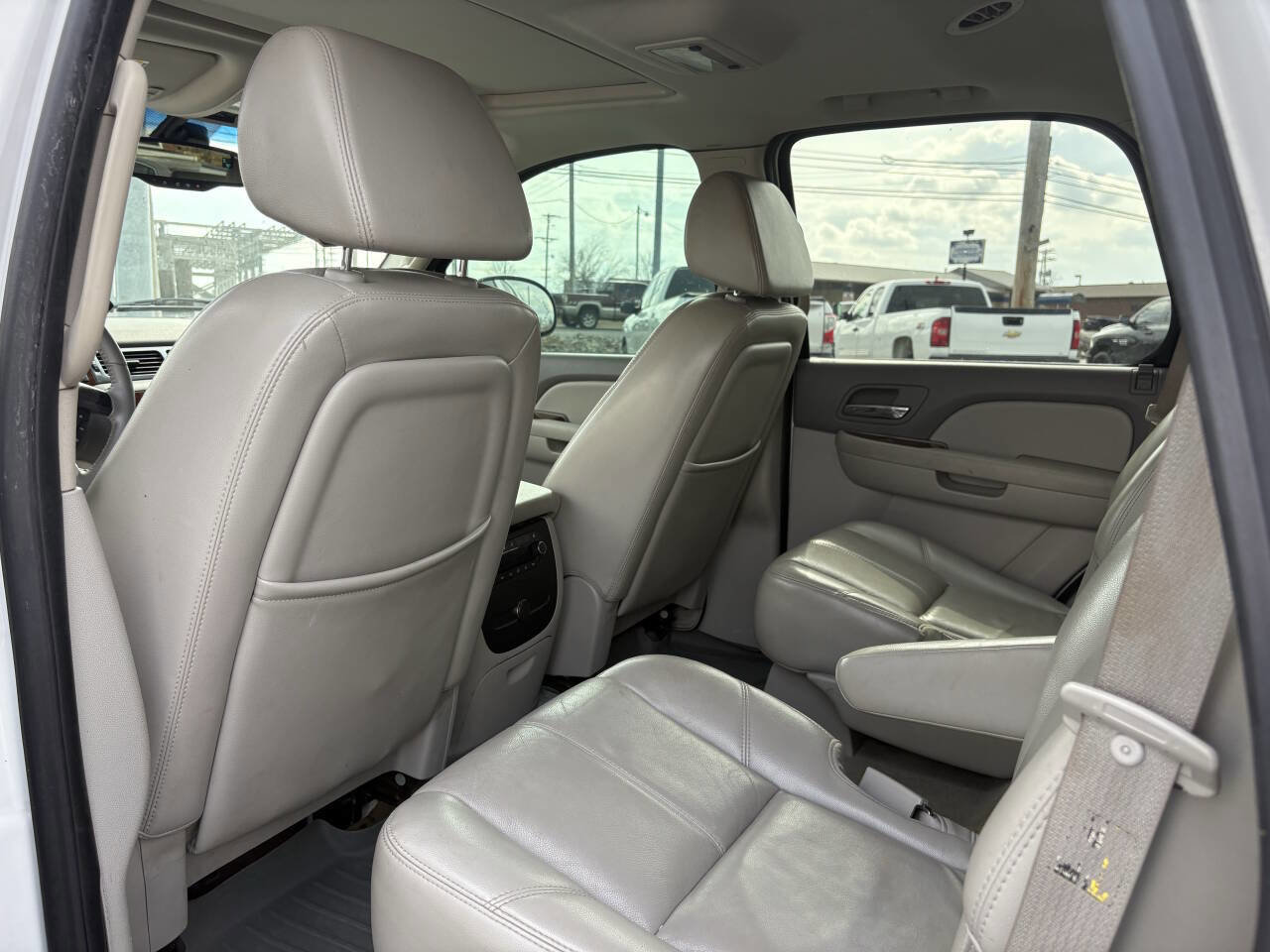 Used 2007 Chevrolet Tahoe LTZ w/ LTZ Preferred Equipment Group RWD image 26