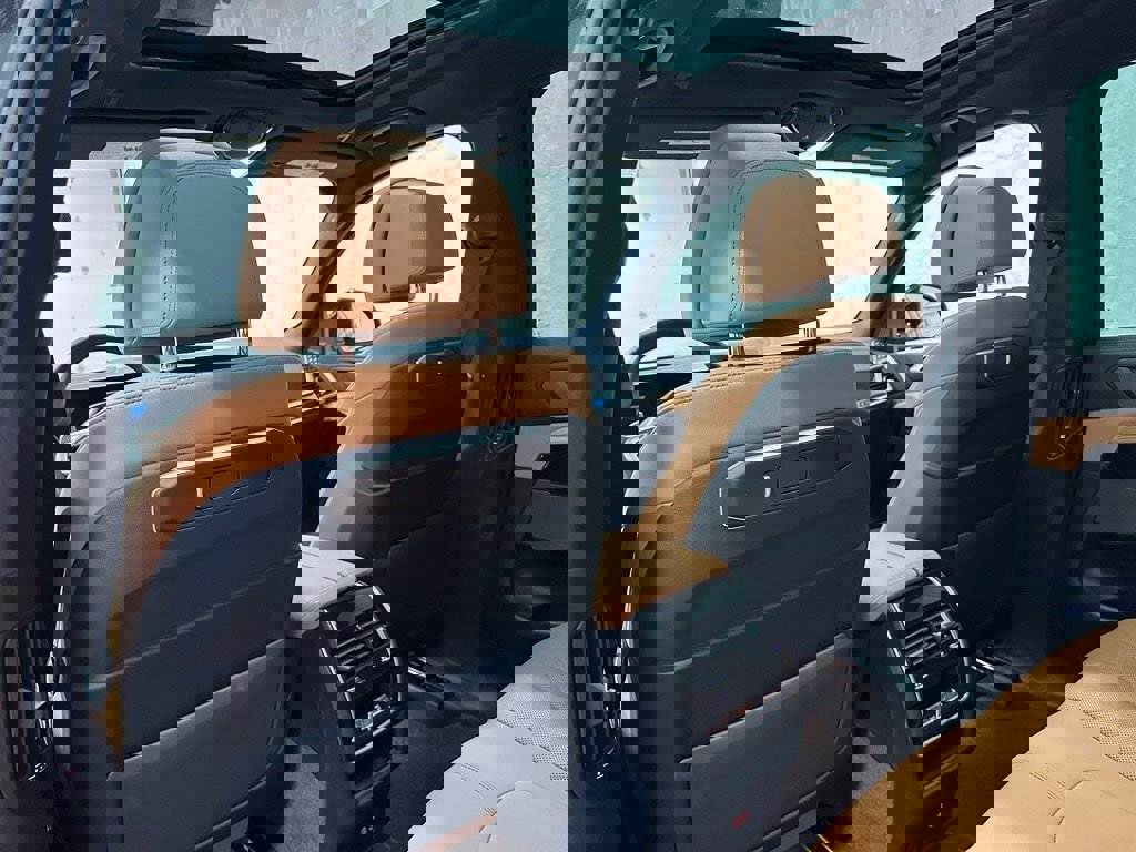 Used 2026 BMW X5 xDrive50e image 45