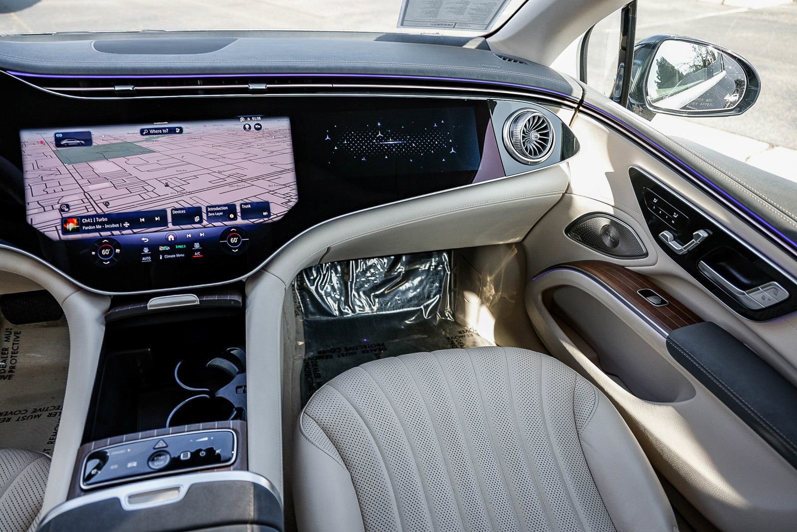 Used 2022 Mercedes-Benz EQS 580 4MATIC Sedan image 15