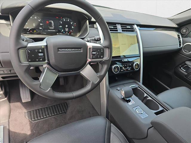 New 2025 Land Rover Discovery S AWD/4WD image 19