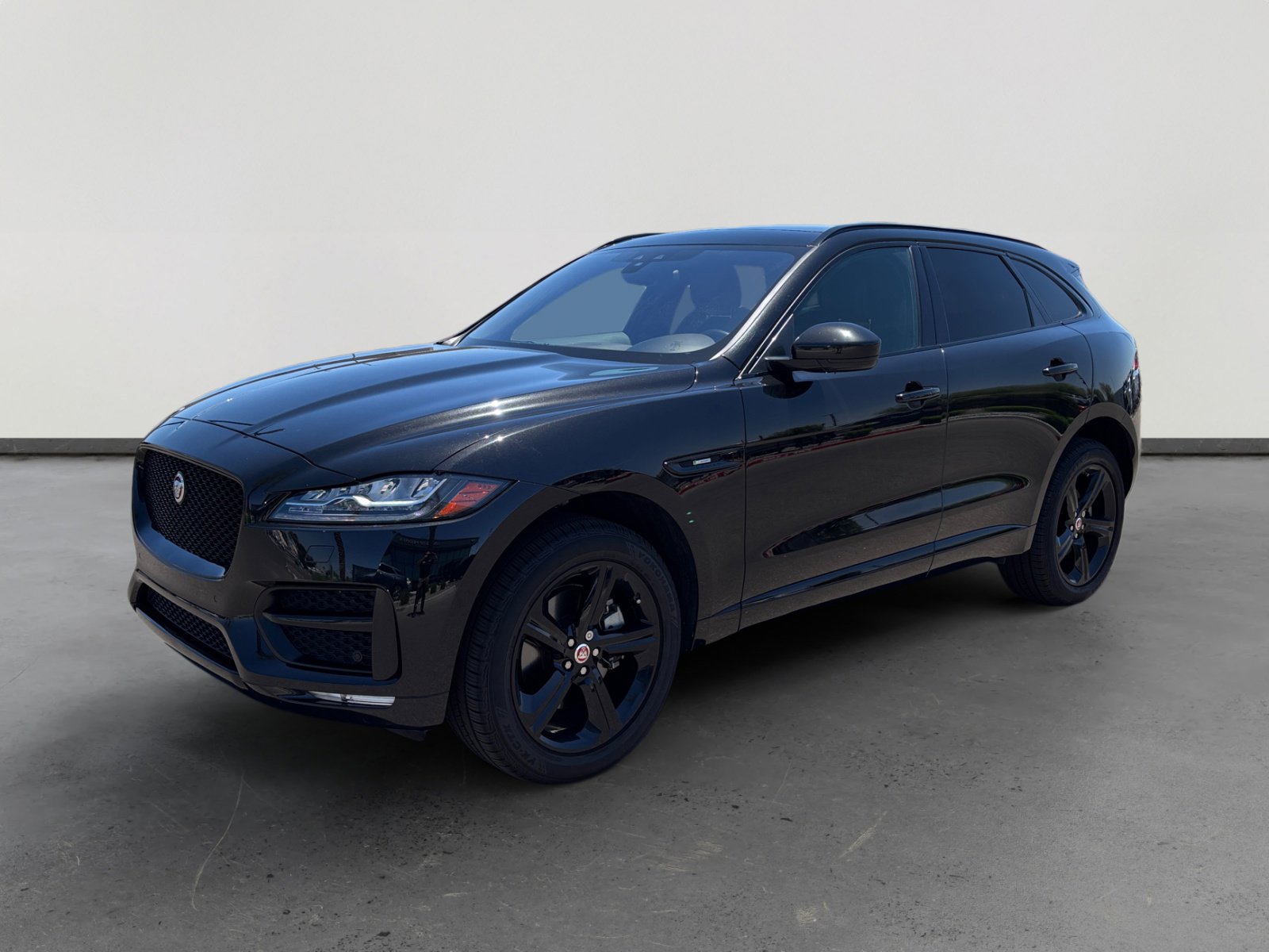 Used 2018 Jaguar F-PACE R-Sport AWD/4WD image 1