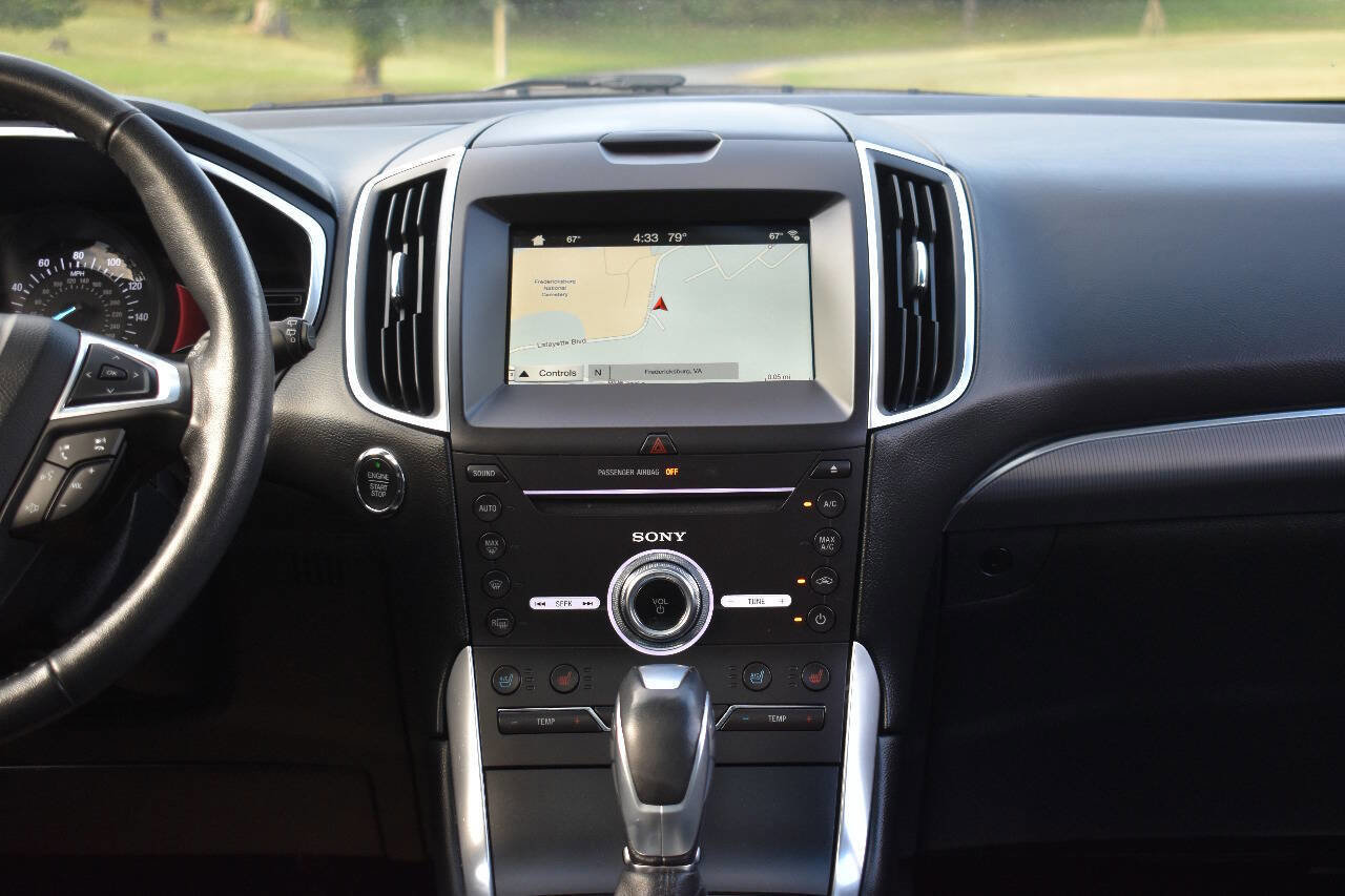 Used 2017 Ford Edge Titanium w/ Equipment Group 301A image 24