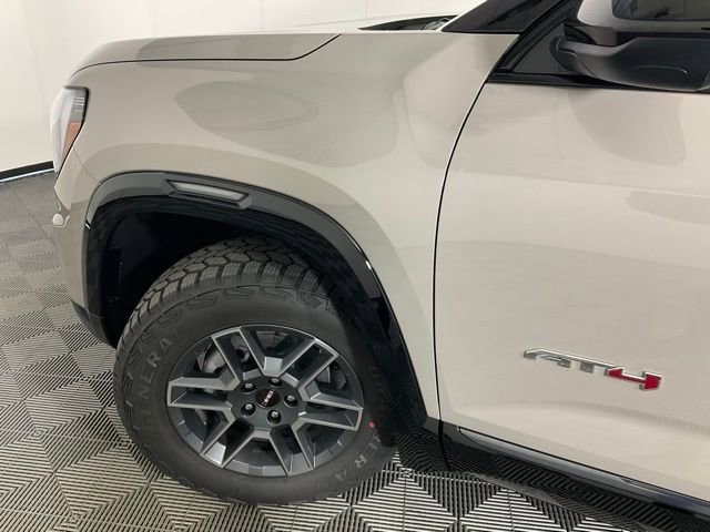 New 2026 GMC Terrain AT4 w/ LPO, Floor Liner Package image 39
