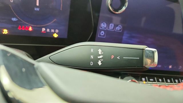 Used 2024 Chevrolet Blazer EV RS image 45