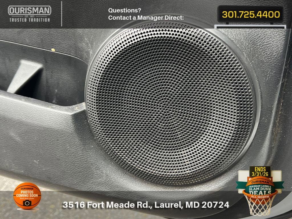 Used 2022 Nissan Kicks SR w/ Exterior Package image 24